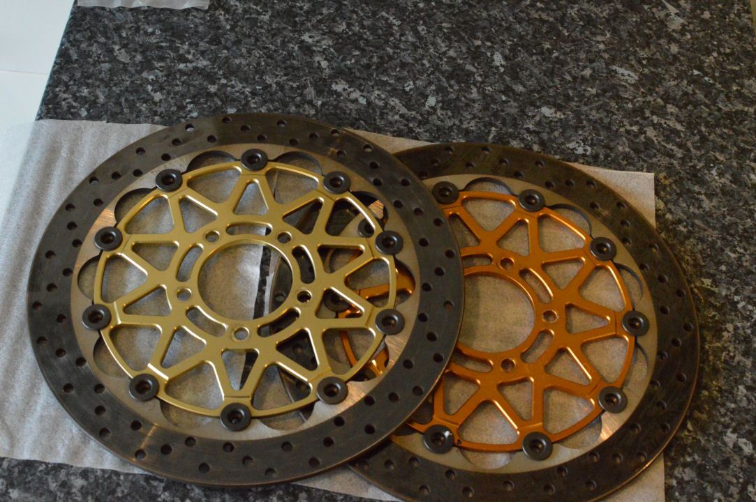 GSXR wheels, discs, caliper bolts & spacers etc... Trackday Riders